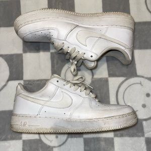Nike Air Force 1s Men’s Size 9